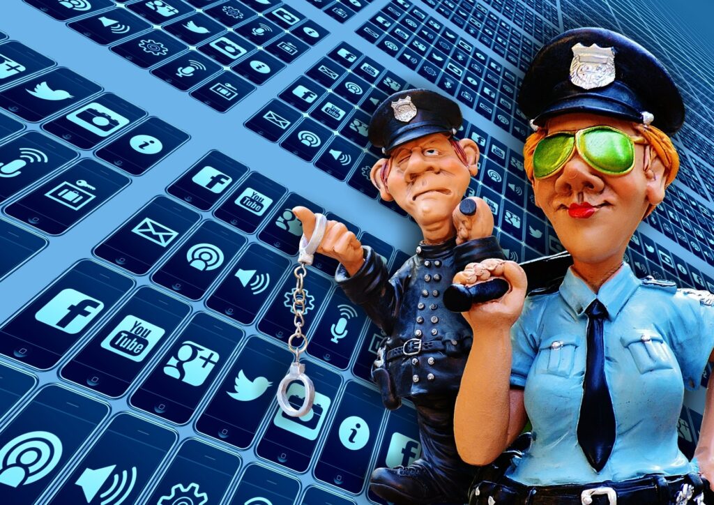 Akun Media Sosial Sering Diretas? Kenali Penyebab dan Cara Mencegahnya